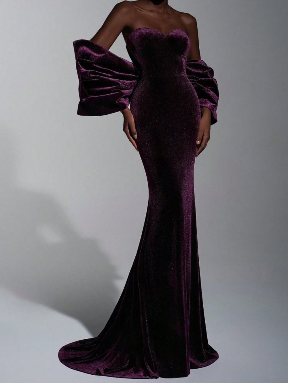 Burgundy Elegant Women's Velvet Formal Gala Dress - Picture 6 of 7